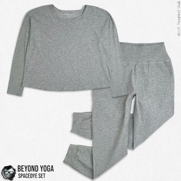 BEYOND YOGA SPACEDYE SET: FEATHERWEIGHT LONG SLEEVE T + MIDI JOGGERS SILVER MIST - Picture 14 of 14